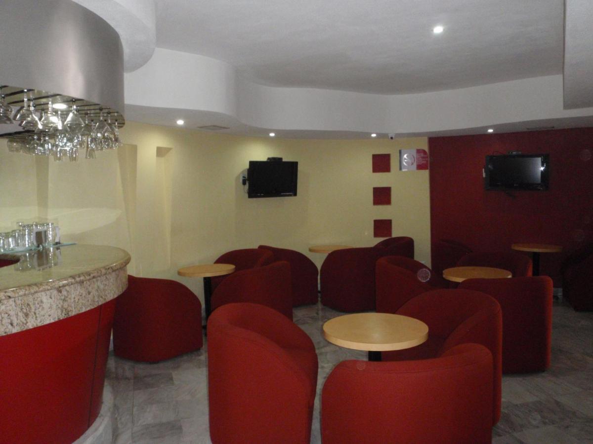 Hotel Plaza Las Fuentes San Juan San Juan Cuautlancingo Exterior foto